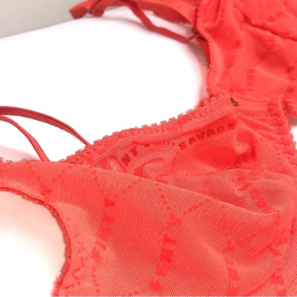 Rhianna's Savage X Fenty Womens Orange Wired Lace Bra | 32C